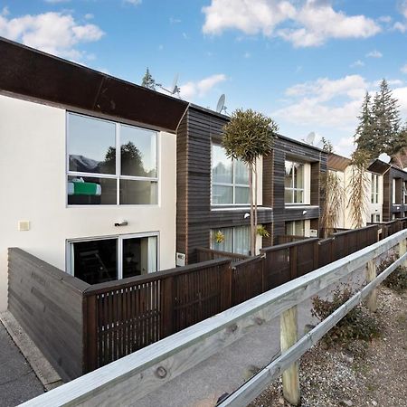Central Wanaka Villa Экстерьер фото