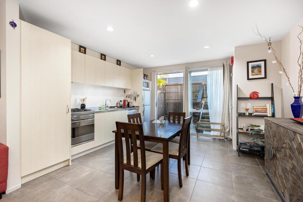 Central Wanaka Villa Экстерьер фото