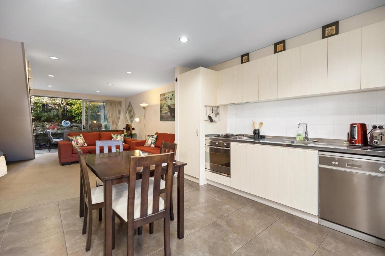 Central Wanaka Villa Экстерьер фото
