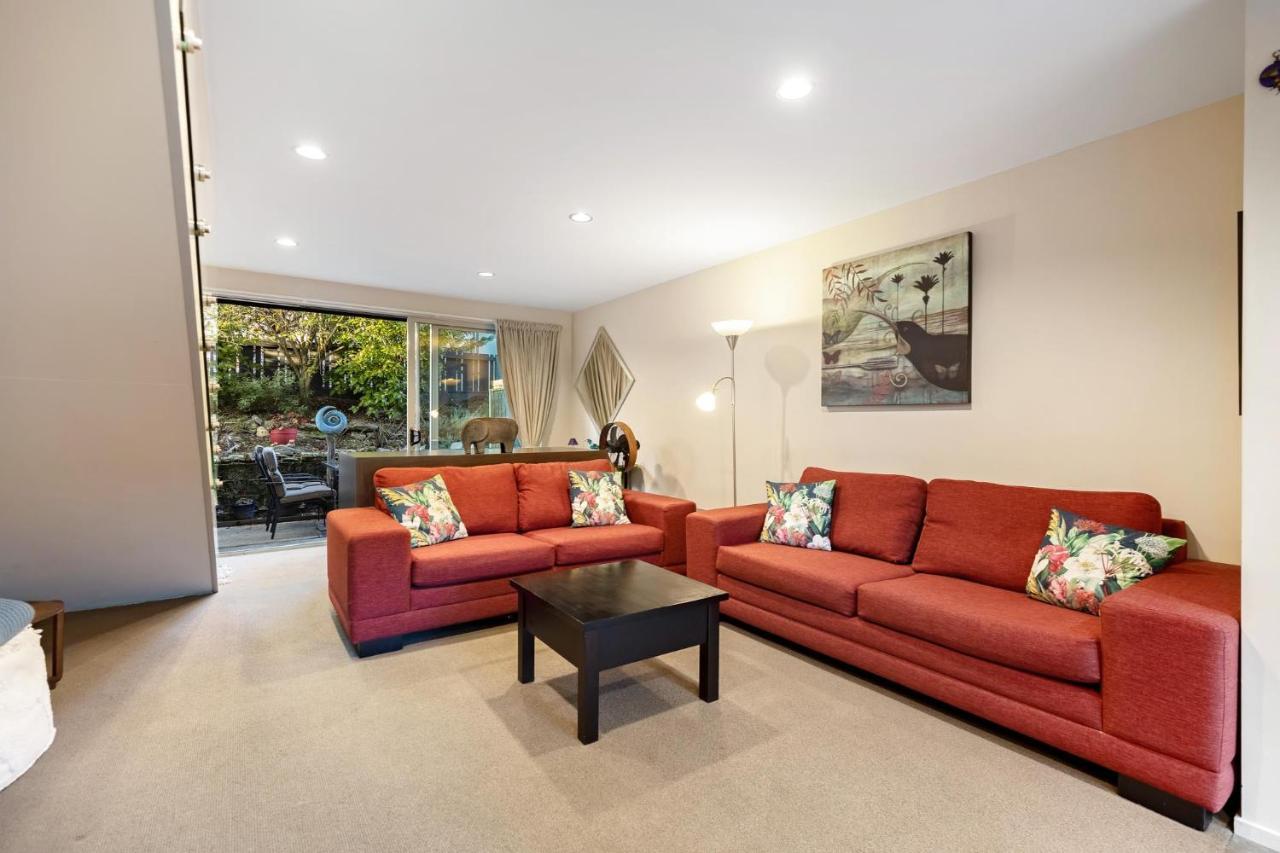 Central Wanaka Villa Экстерьер фото